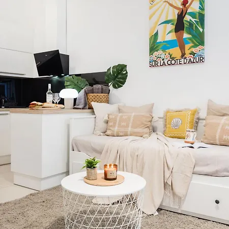 Designer Boutique 2r Walk To Opera House & Basilica Apartment *