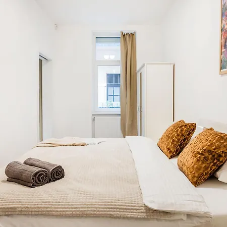 Apartamento Designer Boutique 2r Walk To Opera House & Basilica
